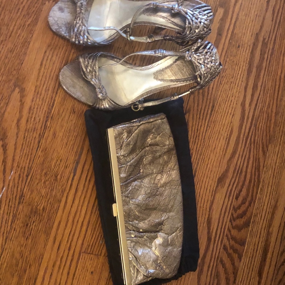 Luz da Lua Sandals and Clutch